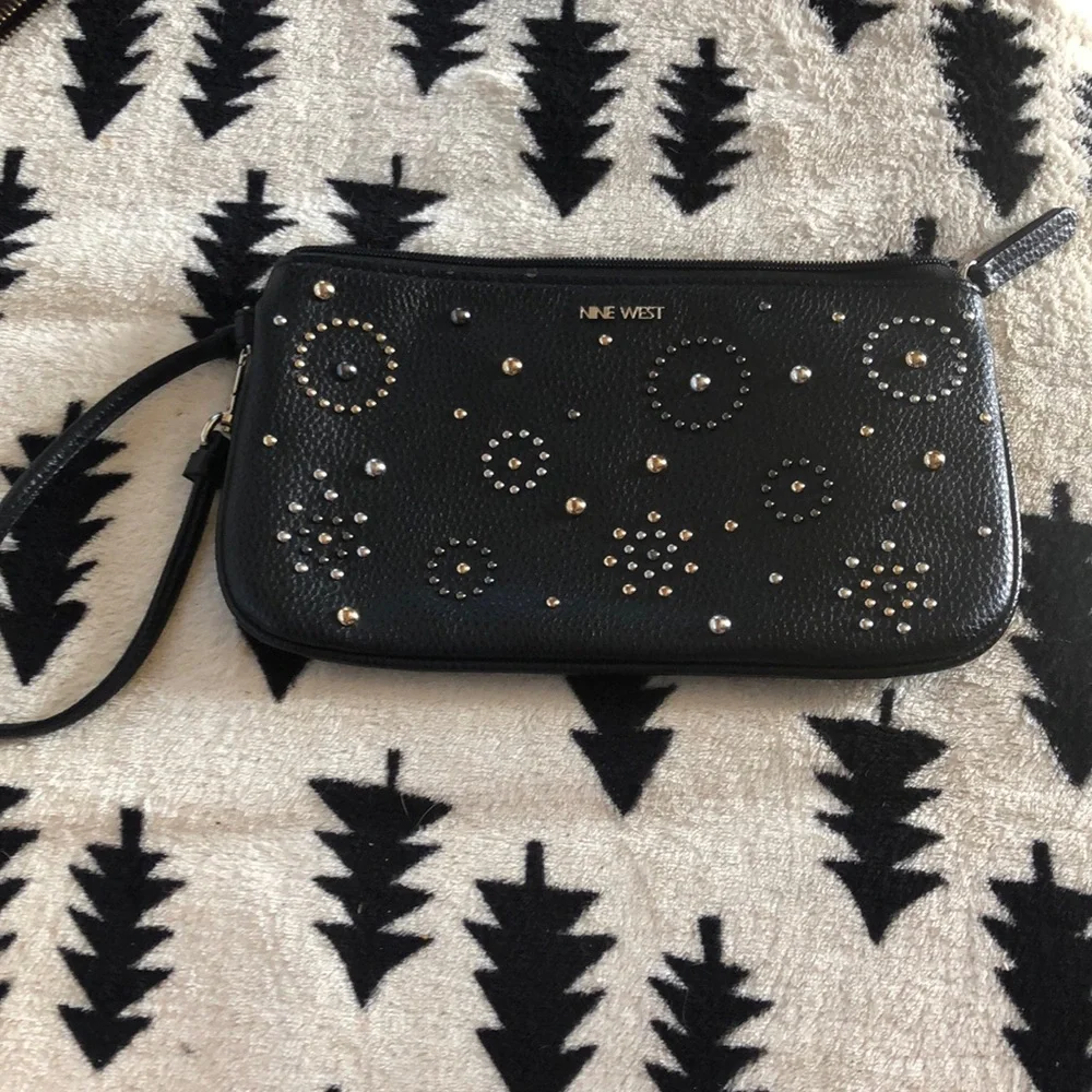 Nine West Wristlet